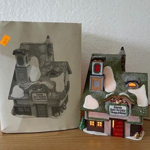 Department 56 Santa's Bell Repair North Pole Series 1996 Christmas Village 56389